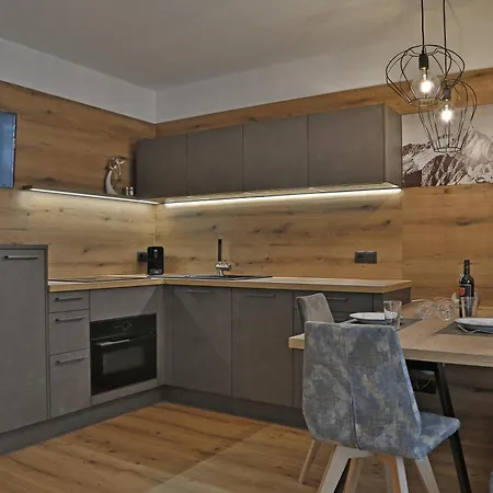 Kolmblick Apartament *